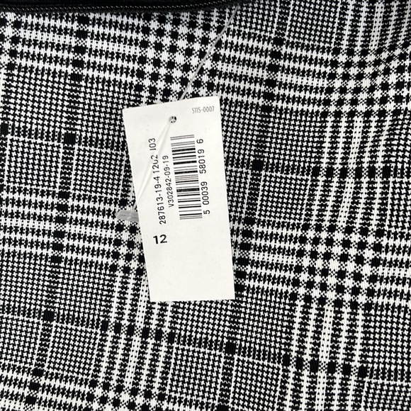 Old Navy Plaid Trousers - Picture 2 of 2